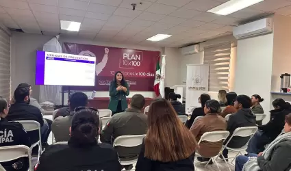 Capacitan a servidores p�blicos en prevenci�n y erradicaci�n de la violencia con