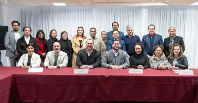 Establecen alianza presidente municipal Ismael Burgue�o y sector m�dico