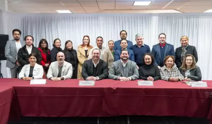 Establecen alianza presidente municipal Ismael Burgue�o y sector m�dico