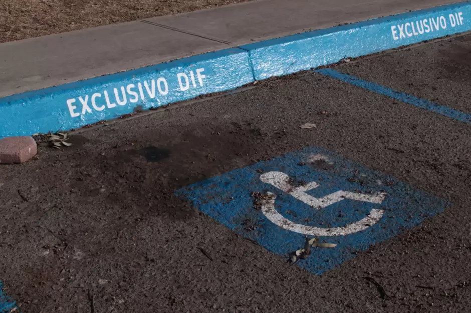 Tarjet�n azul para estacionamiento