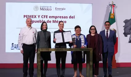 Claudia Sheinbaum firma leyes secundarias de la reforma energ�tica