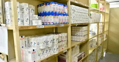 Abasto en medicamentos en cl�nicas y hospitales