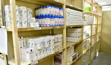 Abasto en medicamentos en cl�nicas y hospitales