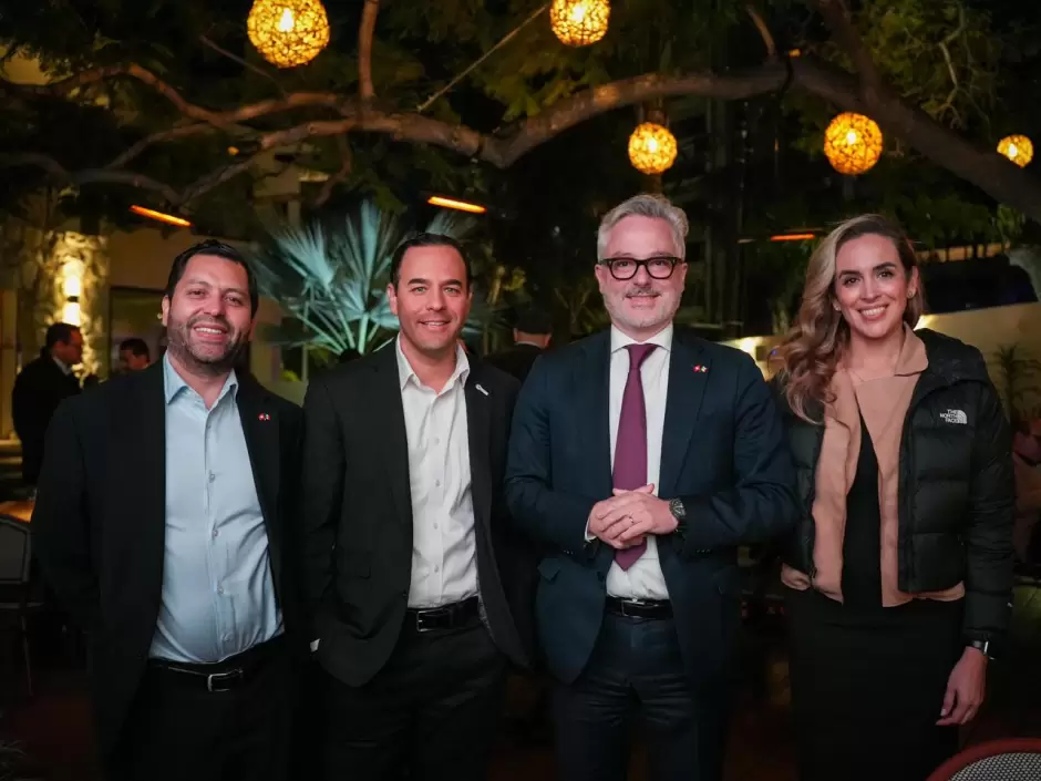 Reciben a delegaci�n de empresarios suizos para impulsar la industria en Tijuana