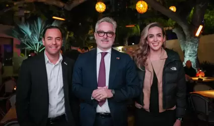Reciben a delegaci�n de empresarios suizos para impulsar la industria en Tijuana