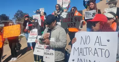 Se manifiestan en Tijuana para pedir se proh�ban las corridas de toros