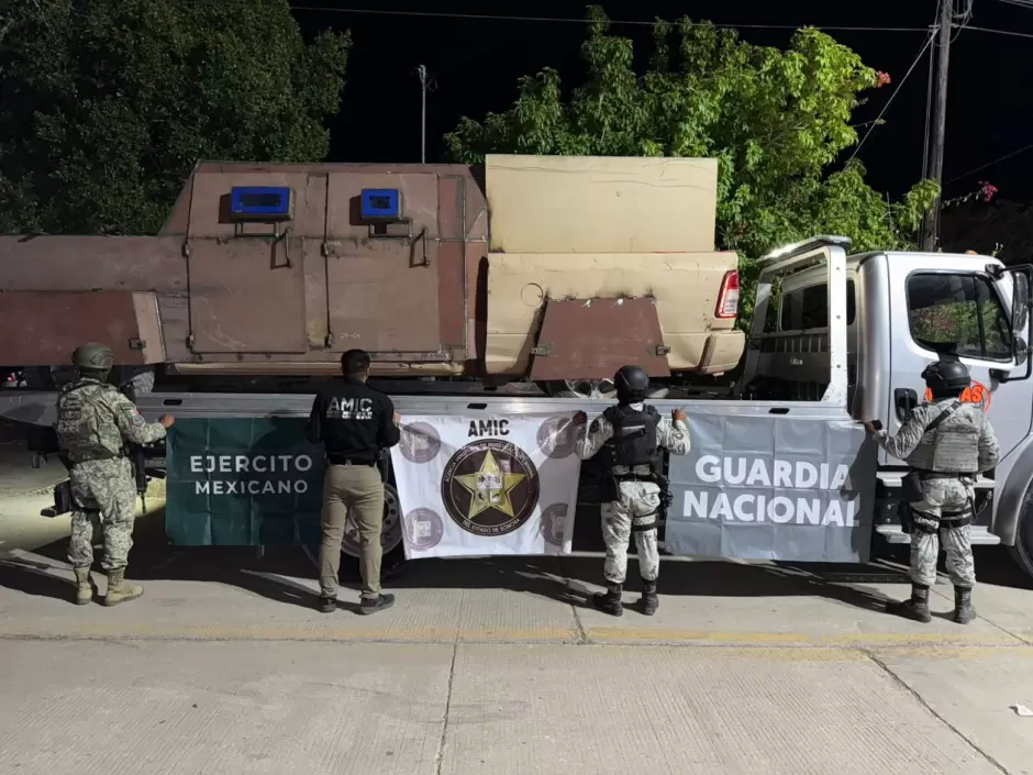 Veh�culos con blindaje en Pitiquito