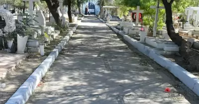 Pante�n Y��ez