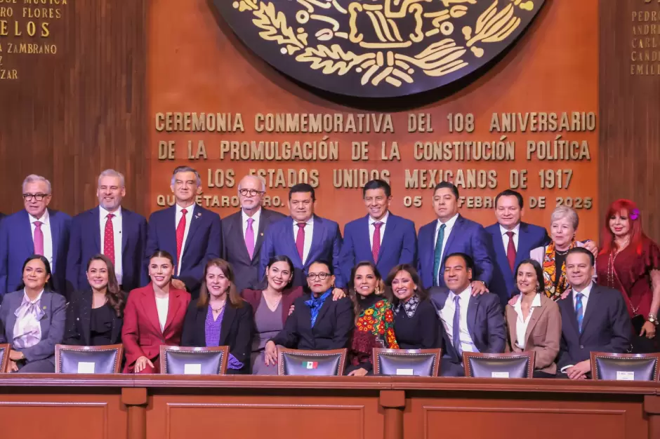 Conmemoraci�n del 108 aniversario de la Constituci�n en hist�rica unidad nacional