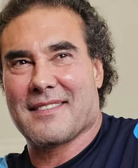 Eduardo Y��ez