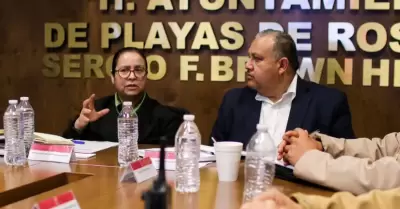 Encabeza presidenta Roc�o Adame mesa de seguridad regional en Playas de Rosarito