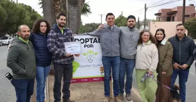 Adopta Garden Outlet un camell�n m�s en Tecate