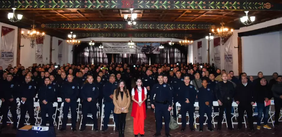 Capacitan en derechos humanos y perspectiva de g�nero a polic�as de Tijuana