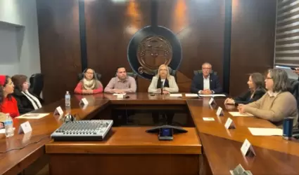 Convocatoria para elegir titular de Rector�a