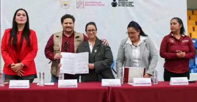 Campa�a "Nos Toca Estudiar" con INEA