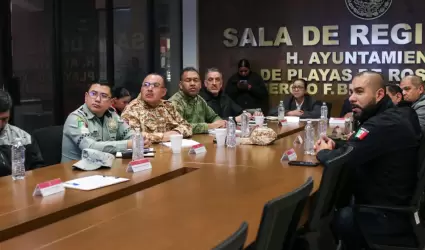 Encabeza presidenta Roc�o Adame mesa de seguridad