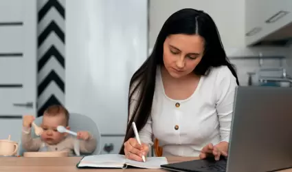 Aprende a equilibrar carrera y responsabilidades con organizaci�n y opciones fle