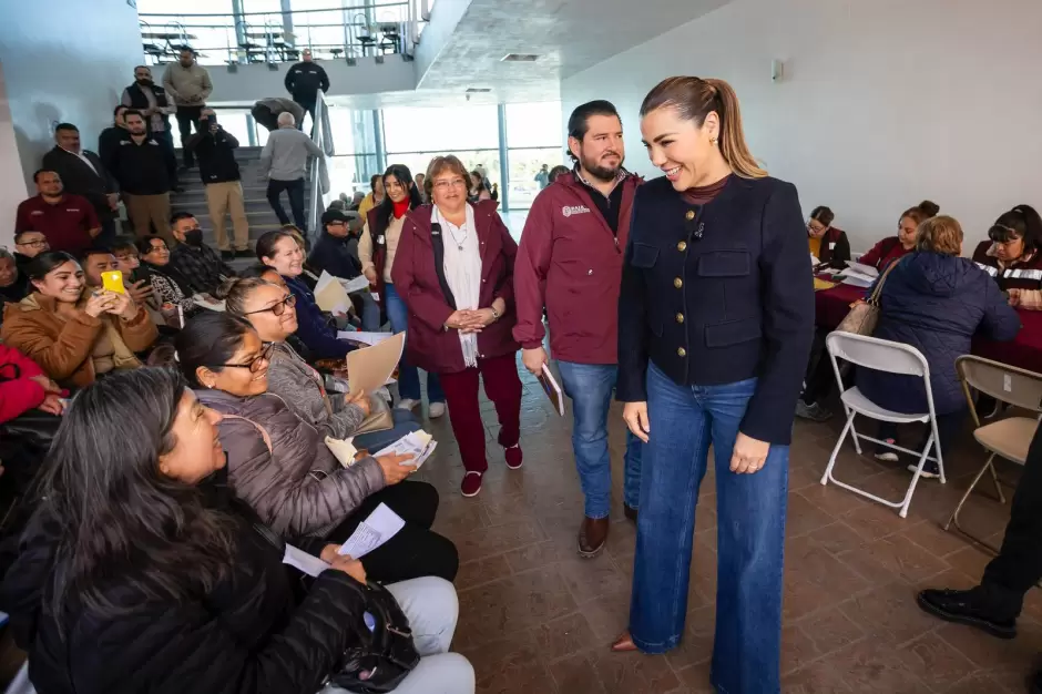 Programas "Con Coraz�n para el Agua" e "Ilumina Tu D�a"