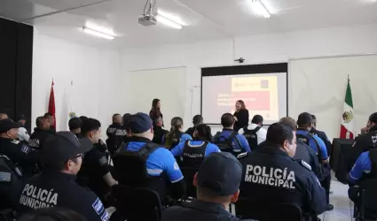 Capacitaciones a elementos de Seguridad P�blica de Ensenada