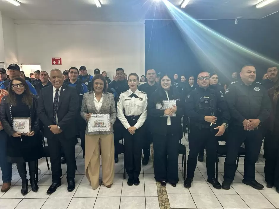 Capacitaciones a elementos de Seguridad P�blica de Ensenada