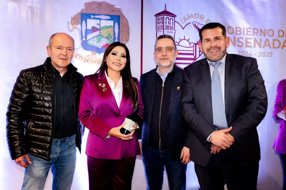 Toma Claudia Agat�n protesta integrantes del Comit� de Ciudades Hermanas