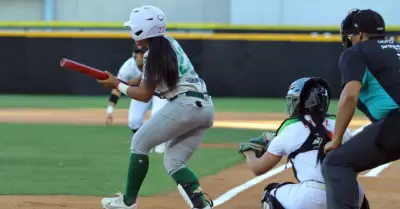 Tabasco se llev� el primero ante Naranjeros Softbol Femenil