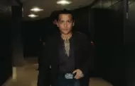Christian Nodal sorprende a la due�a de una tiendita en Guadalajara