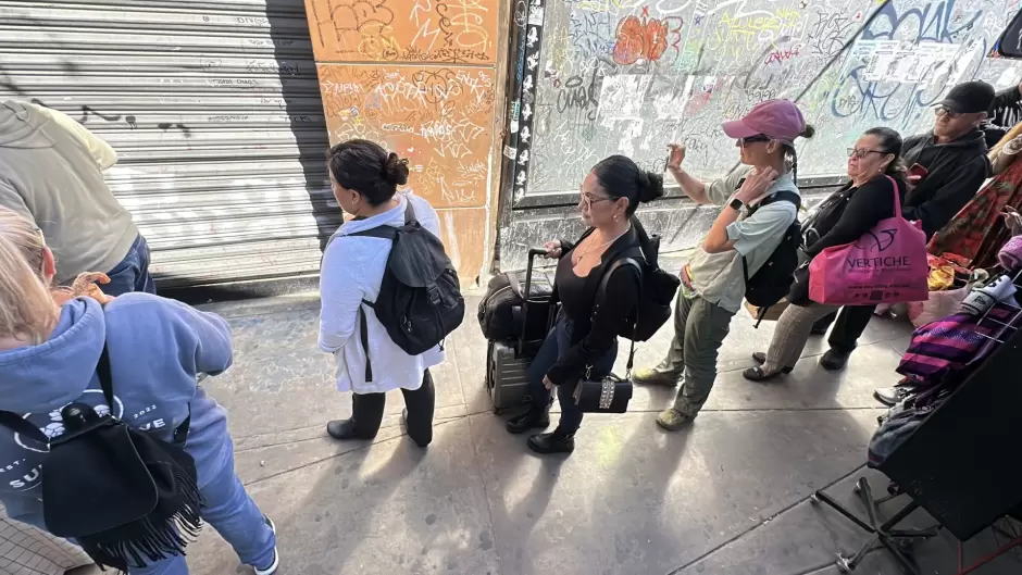 Primera "Dreamer's Mom" regresa a EEUU a 14 a�os de su deportaci�n