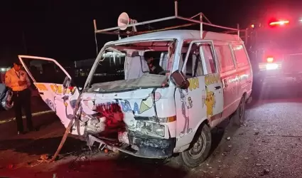 Accidente en carretera a Kino