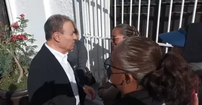 Atiende gobernador a viudas de polic�as