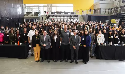 Estudiantes de M�xico y EUA se re�nen en CETYS para fortalecer la diplomacia