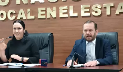 Ver�nica Sandoval y Nery Ruiz