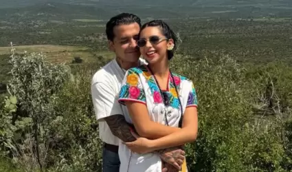 Christian Nodal y �ngela Aguilar