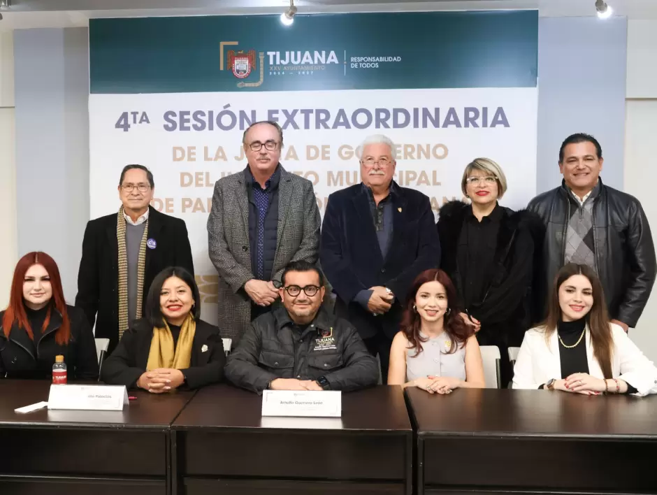 Rinde Kenia Guti�rrez protesta como titular del Instituto Municipal de Participaci�n Ciudadana