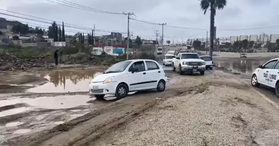 Vecinos exigen a autoridades rehabiliten el bulevar Tercer Ayuntamiento; ha sido intransitable por 10 a�os, denuncian�