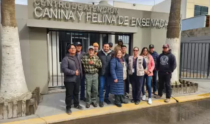 Personal del Centro de Atenci�n Canina y Felina de Ensenada