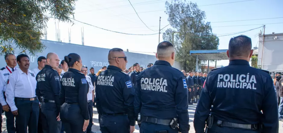 Ceremonia luctuosa en honor a polic�a municipal