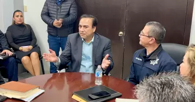Sostiene Director Juli�n Leyzaola P�rez primer reuni�n con Mandos de la DSPM de 