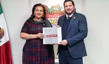 Reuni�n Ismael Burgue�o con Alma Delia Abrego Ceballos
