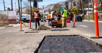 Programa de bacheo "Tecate Sin Baches"