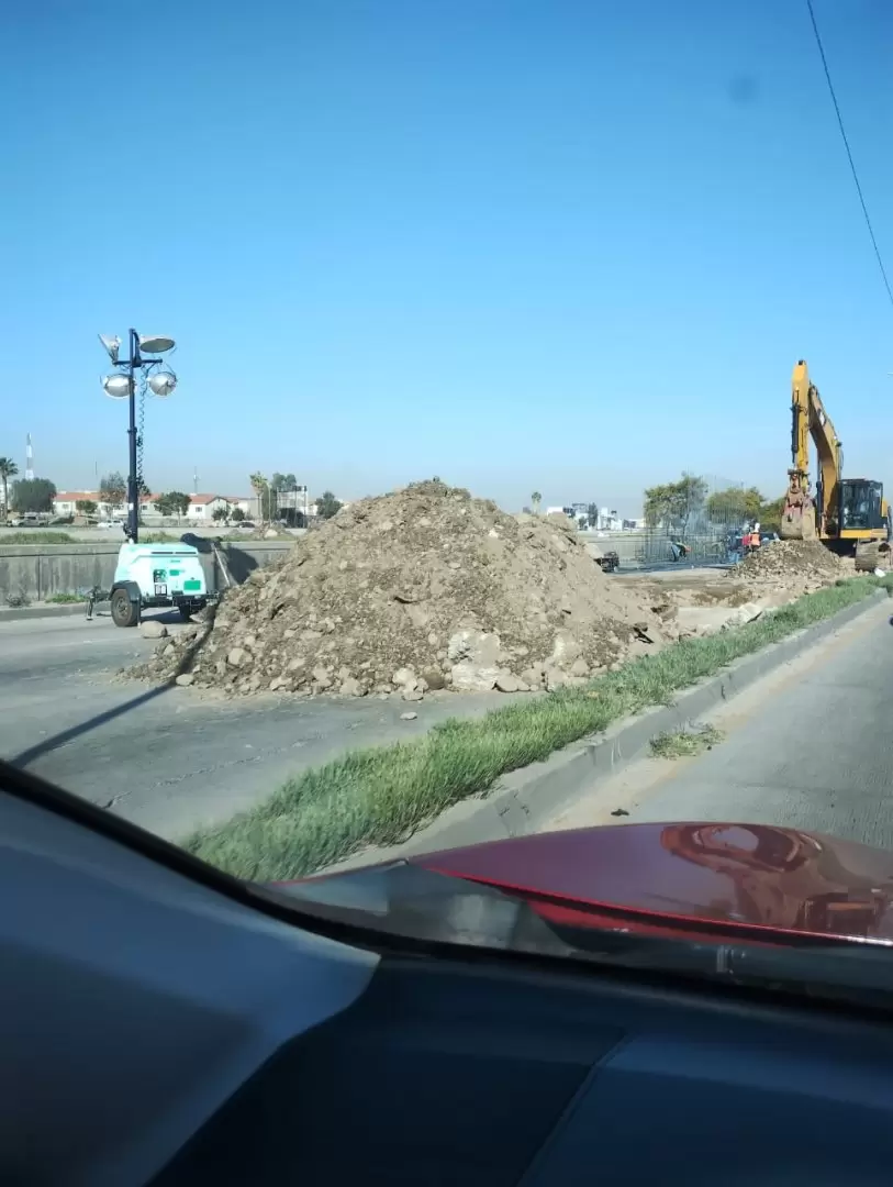 Caos vial en la V�a R�pida por cierre inesperado