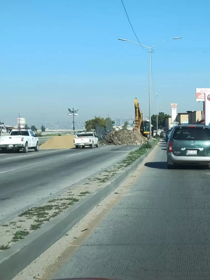 Caos vial en la V�a R�pida por cierre inesperado