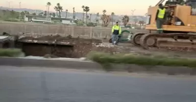 Caos vial en la V�a R�pida por cierre inesperado