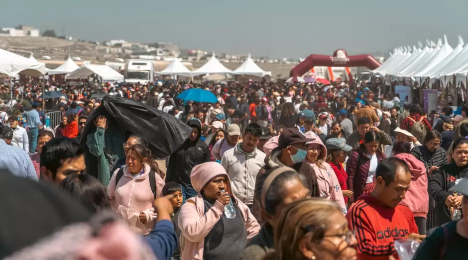 Asiste Ismael Burgue�o a la Jornada Con el Coraz�n por Delante