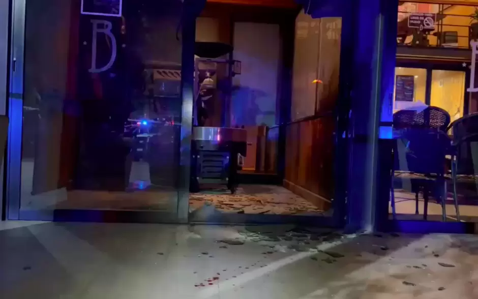 Da�os a negocio de caf� en Tijuana