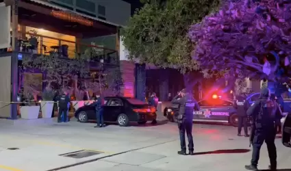 Da�os a negocio de caf� en Tijuana