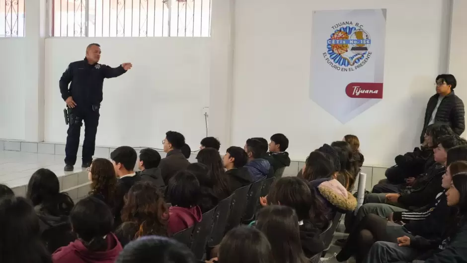 Imparten agentes municipales capacitaci�n sobre acoso escolar
