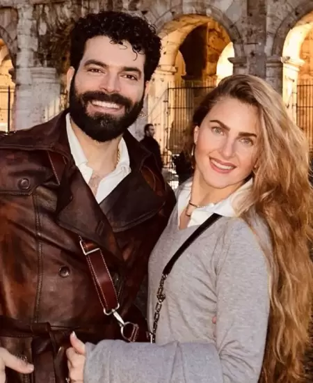 Adri�n Di Monte y Nuja Amar