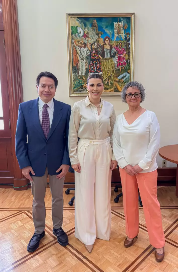 Se re�ne gobernadora Marina del Pilar con secretario de educaci�n federal