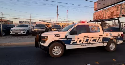Recuperan durante cateo un veh�culo robado